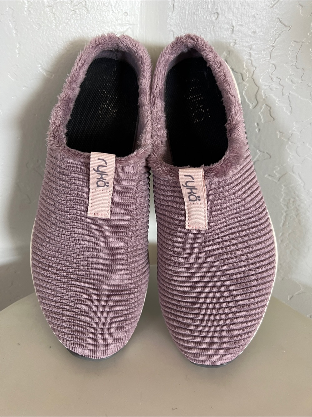 Ryka Women's Mauve Slip-On Knit Fuzzy-Lined Sneakers
